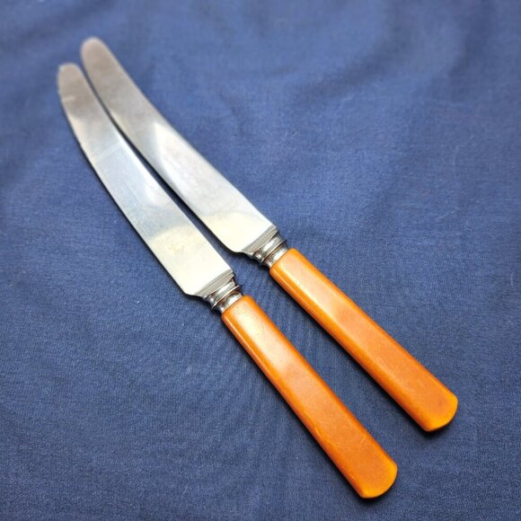 Sheffield Duracut Knives Bakelite Handle Stainless Steel Dinner Knife Lot of 2 - Picture 1 of 11